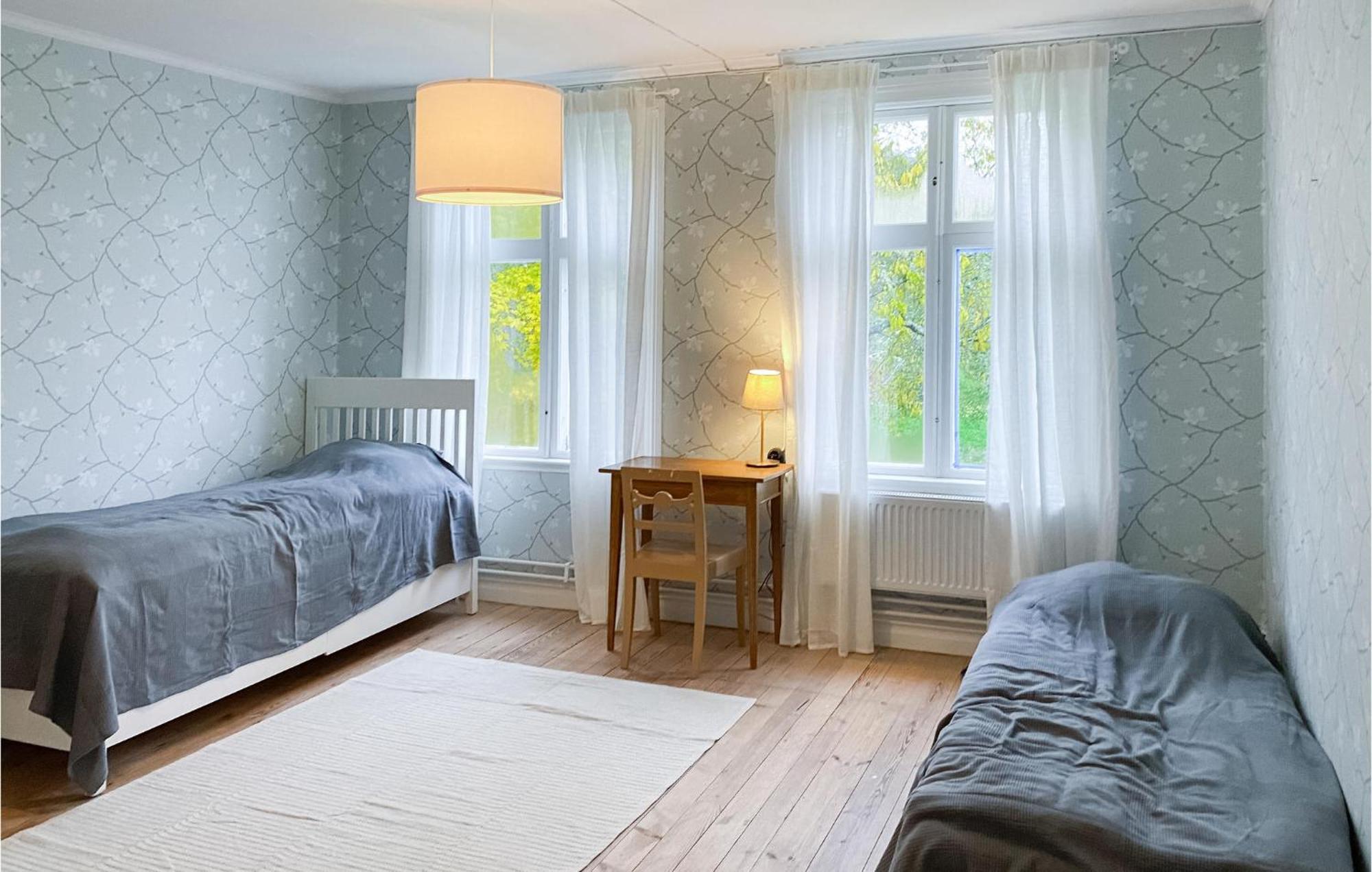 Awesome Home In Oedeshoeg With Wifi エクステリア 写真