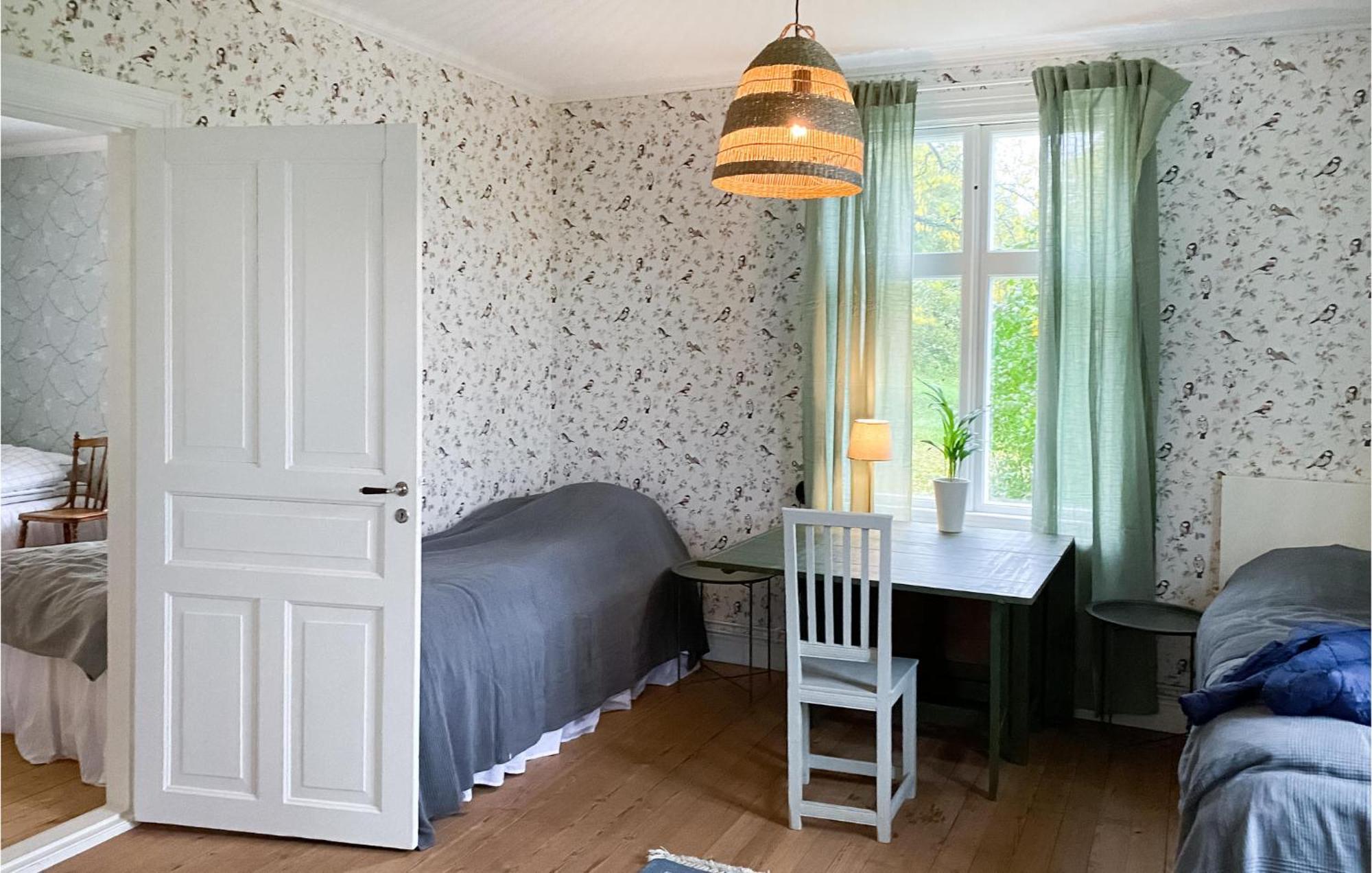 Awesome Home In Oedeshoeg With Wifi エクステリア 写真