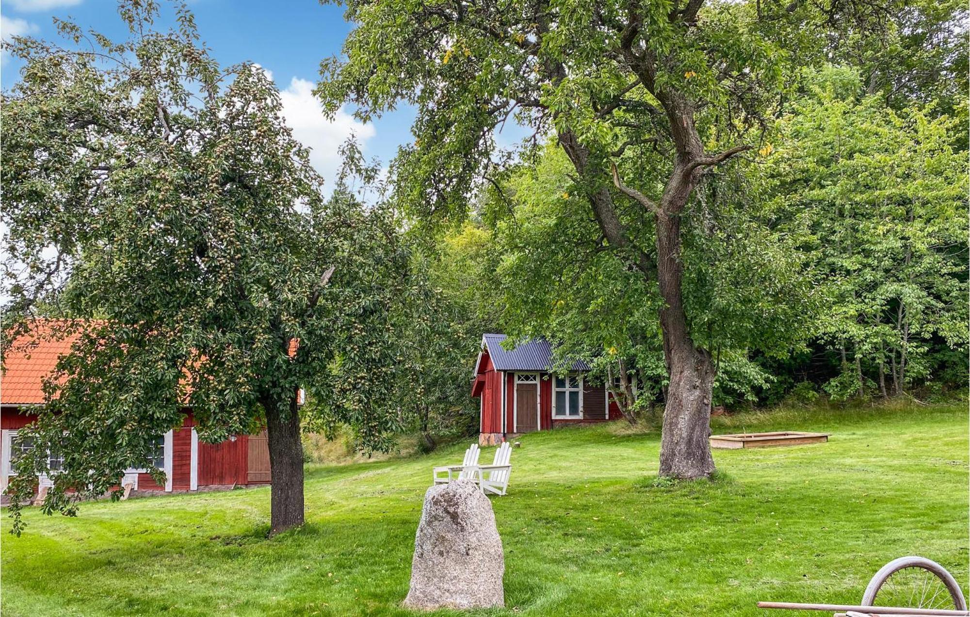 Awesome Home In Oedeshoeg With Wifi エクステリア 写真